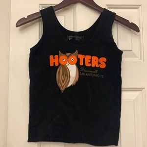 😍 2/$29 Hooters Riverwalk San Antonio Hooters Makes You Happy Black tank S